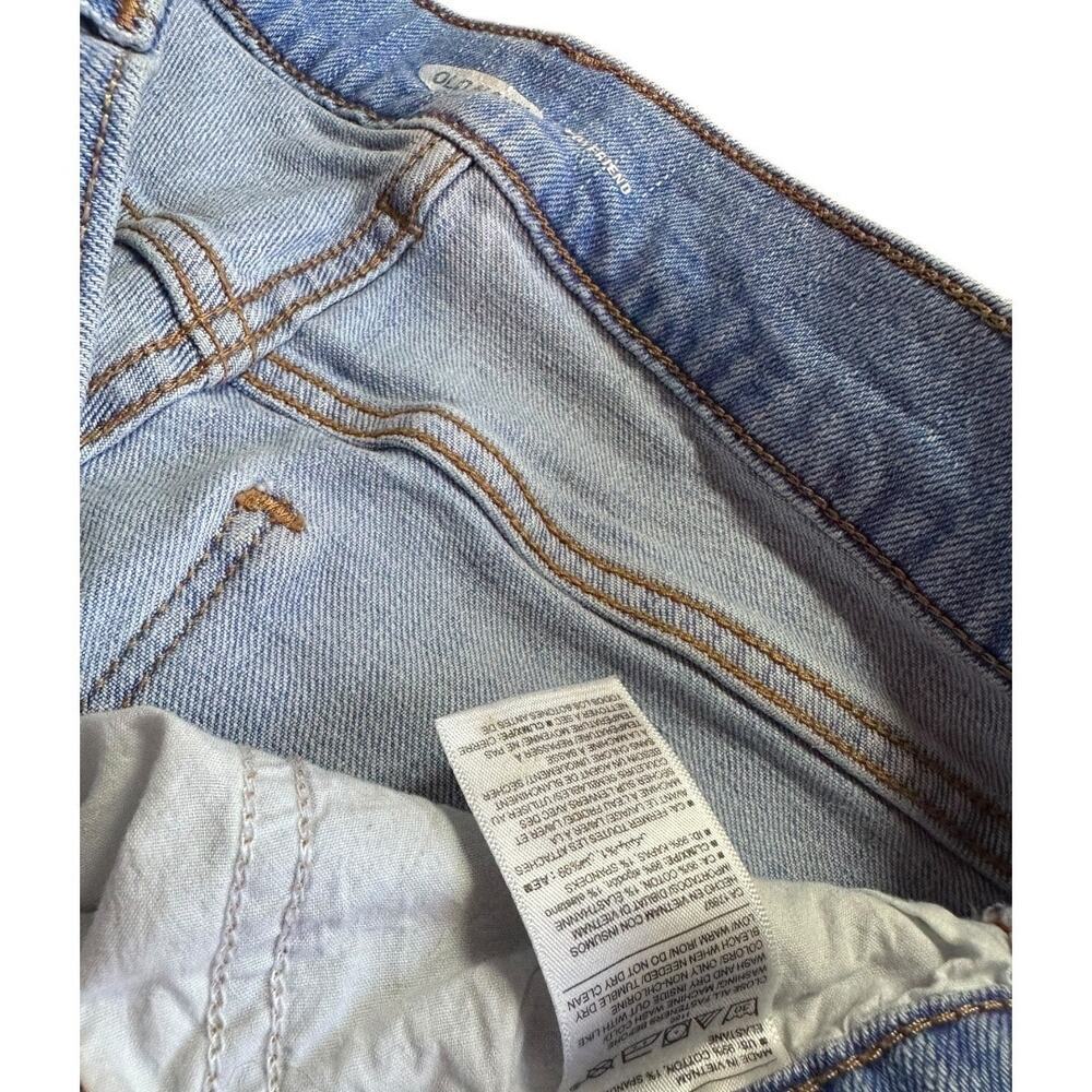 Old Navy Size 4 Boyfriend shorts black, light wash, white wash, med denim shorts - Picture 8 of 9